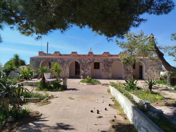 casa indipendente in vendita a Porto Cesareo in zona Torre Lapillo