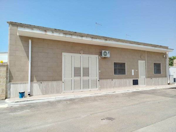 appartamento in vendita a Porto Cesareo in zona Torre Lapillo