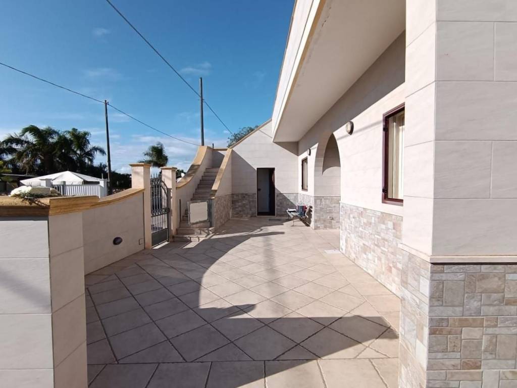 casa indipendente in vendita a Porto Cesareo in zona Torre Lapillo
