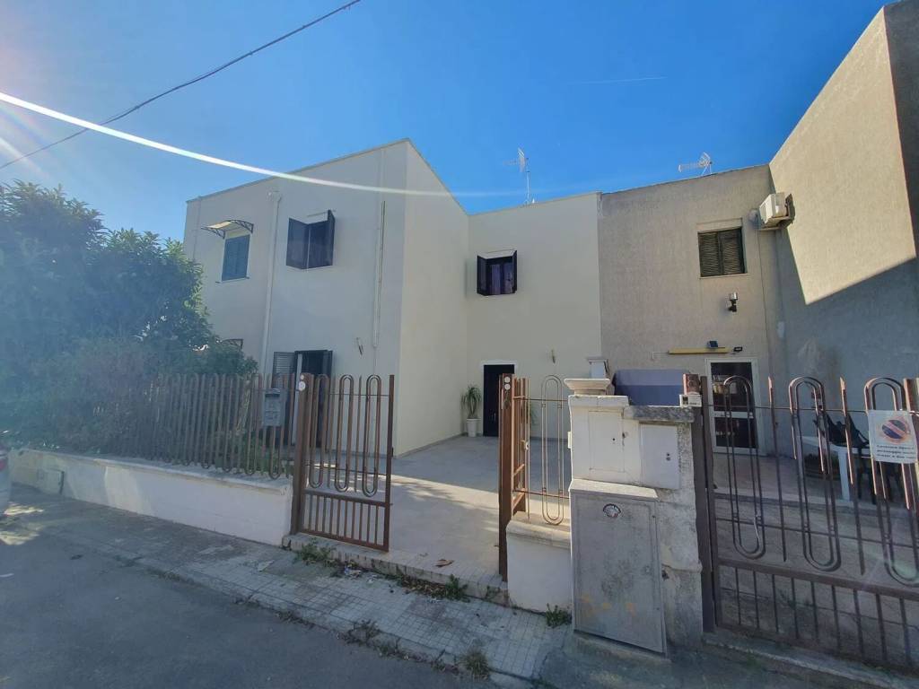 casa indipendente in vendita a Porto Cesareo