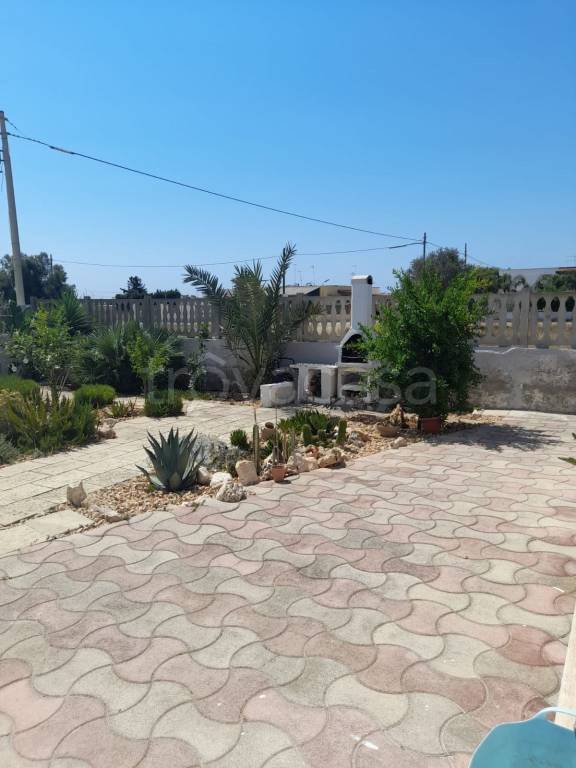 casa indipendente in vendita a Porto Cesareo in zona Torre Lapillo