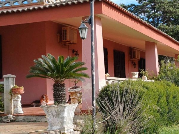 casa indipendente in vendita a Porto Cesareo