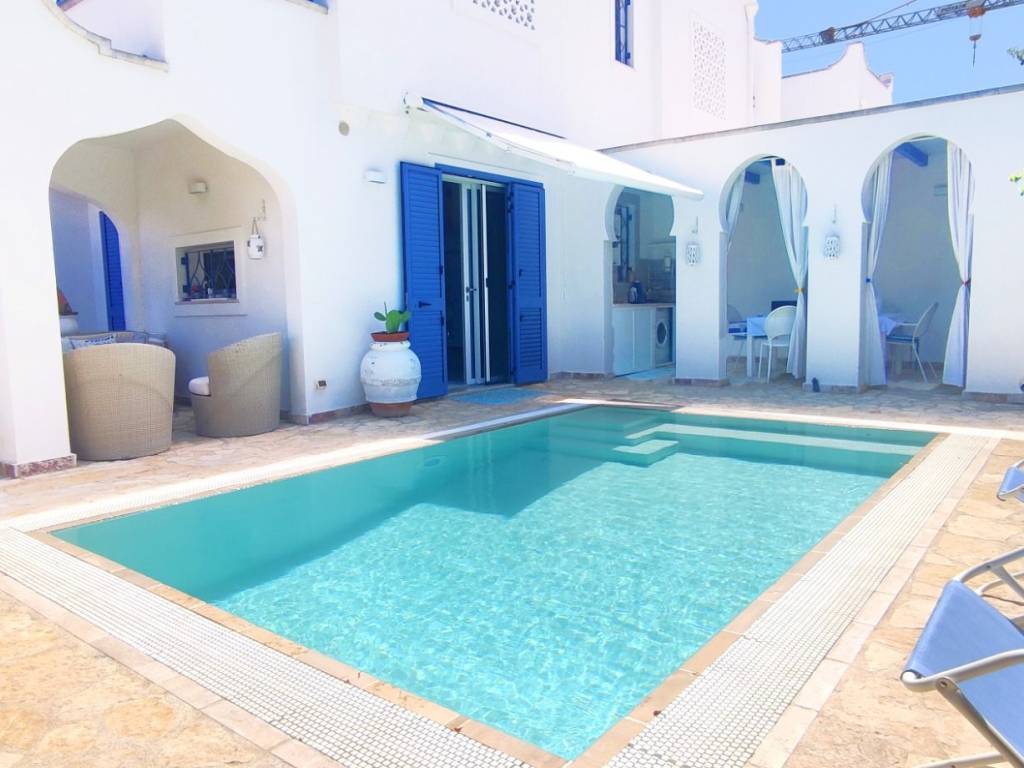 casa indipendente in vendita a Porto Cesareo