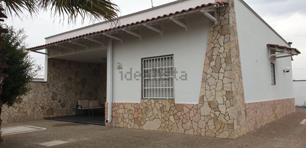 casa indipendente in vendita a Porto Cesareo in zona Torre Lapillo