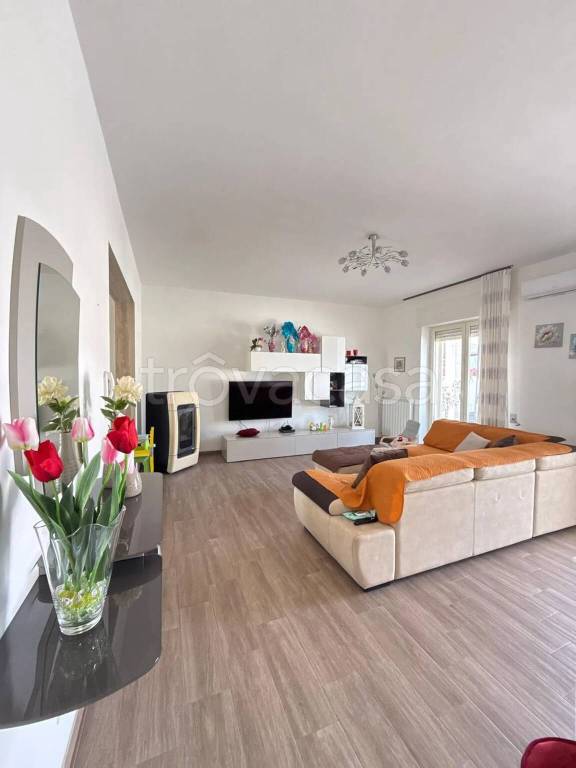 casa indipendente in vendita a Porto Cesareo in zona Torre Lapillo
