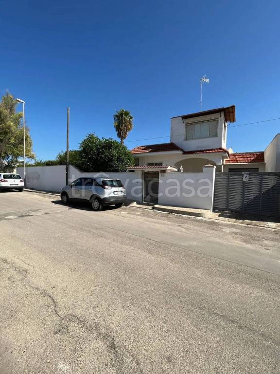 casa indipendente in vendita a Porto Cesareo in zona Torre Lapillo