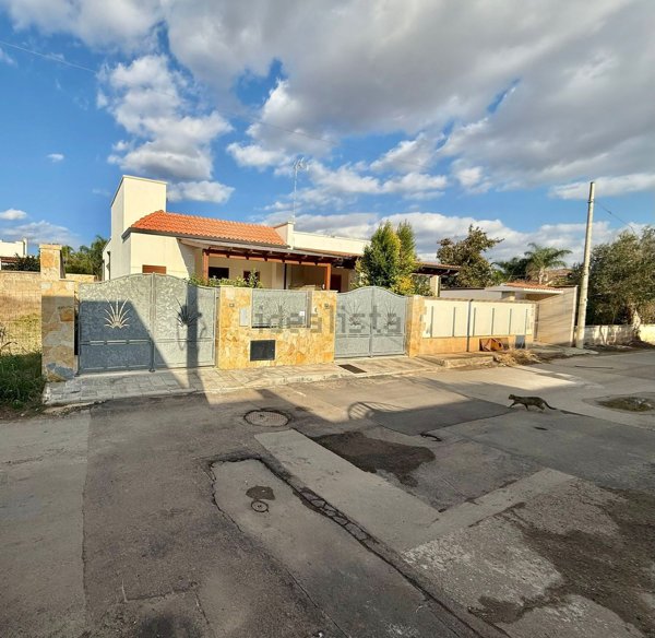 casa indipendente in vendita a Porto Cesareo