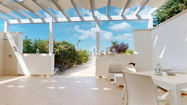 casa indipendente in vendita a Porto Cesareo in zona Torre Lapillo