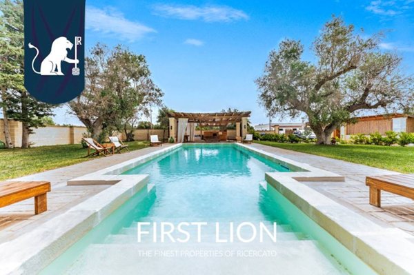 casa indipendente in vendita a Porto Cesareo