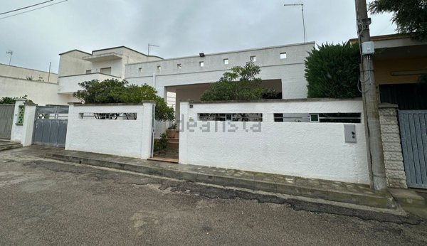 casa indipendente in vendita a Porto Cesareo in zona Torre Lapillo