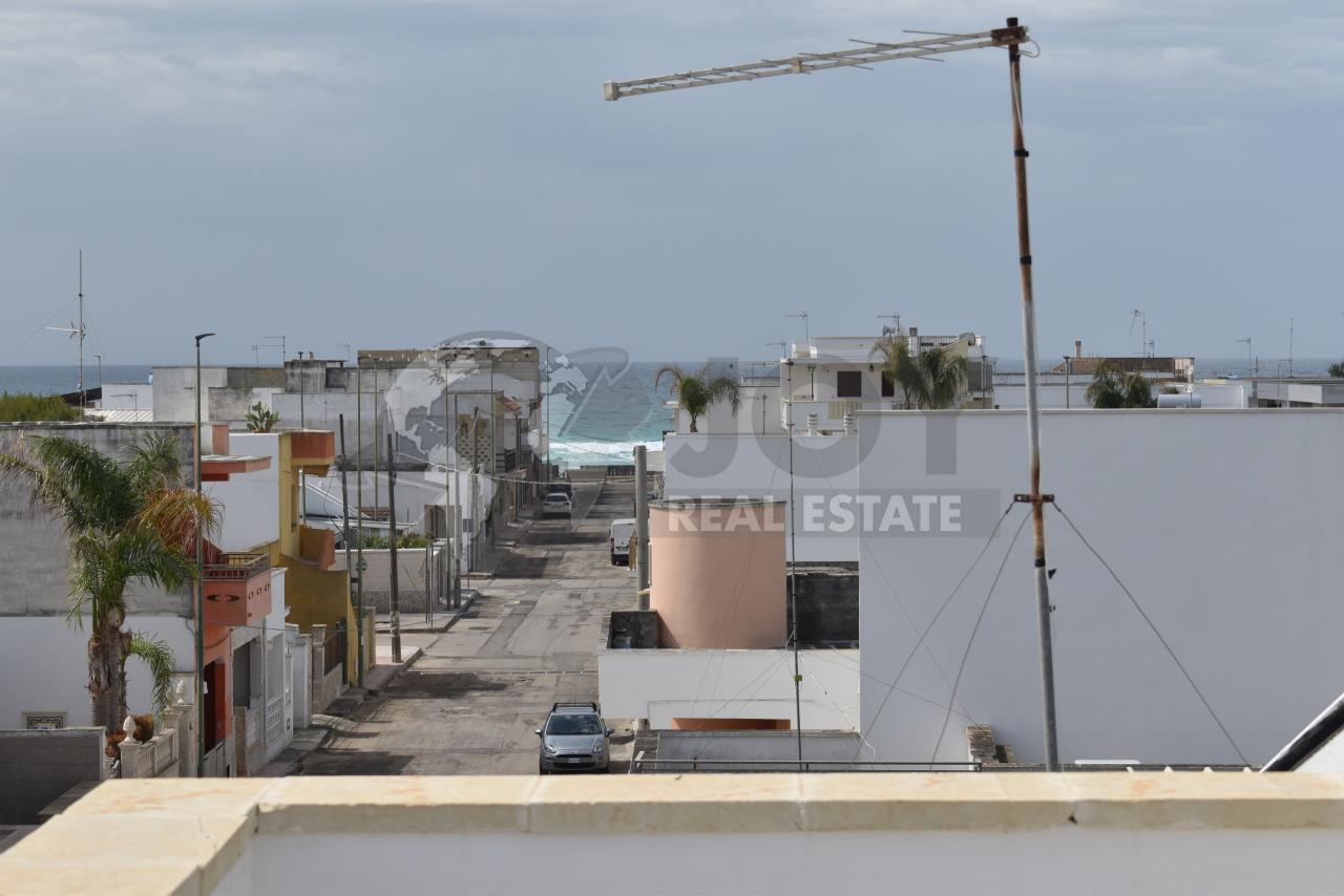 appartamento in vendita a Porto Cesareo in zona Torre Lapillo