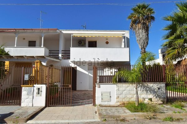 casa indipendente in vendita a Porto Cesareo in zona Torre Lapillo