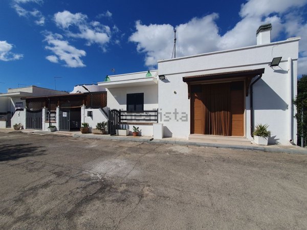 casa indipendente in vendita a Porto Cesareo in zona Torre Lapillo