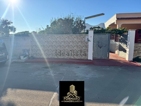 casa indipendente in vendita a Porto Cesareo in zona Torre Lapillo