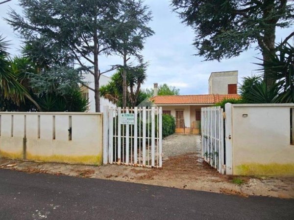 casa indipendente in vendita a Porto Cesareo