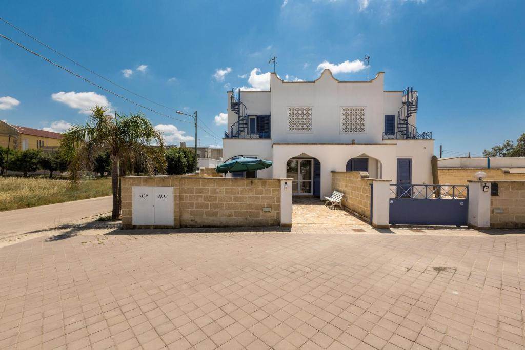 casa indipendente in vendita a Porto Cesareo in zona Torre Lapillo