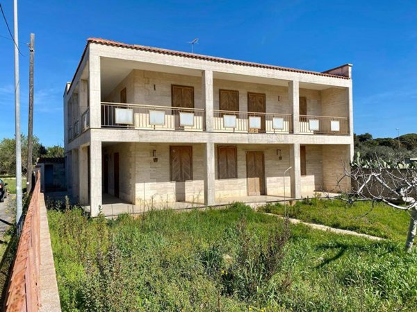 casa indipendente in vendita a Porto Cesareo