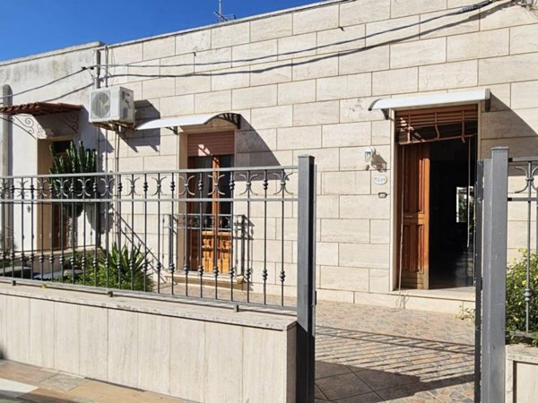 casa indipendente in vendita a Porto Cesareo