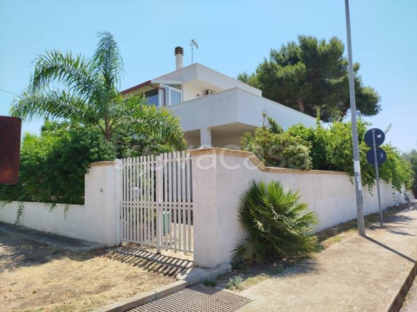 casa indipendente in vendita a Porto Cesareo