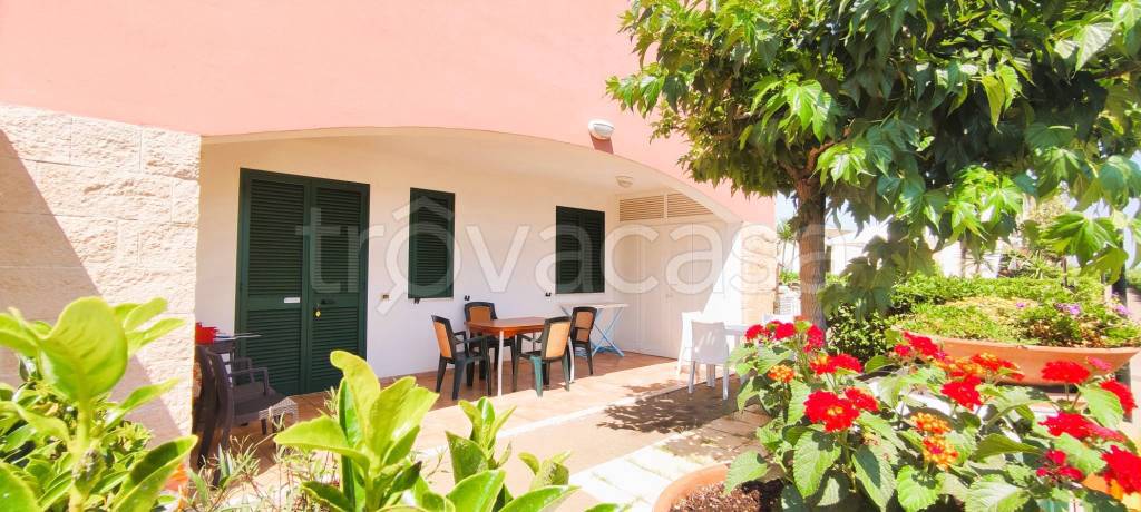 casa indipendente in vendita a Porto Cesareo in zona Torre Lapillo