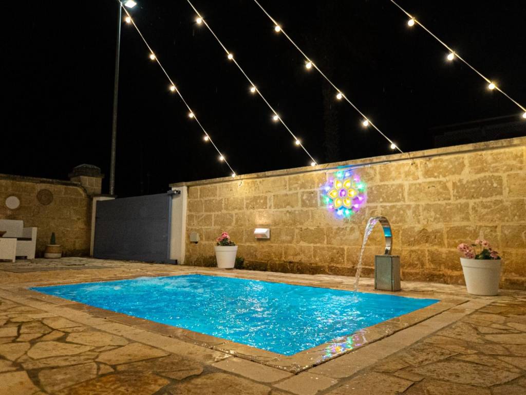 casa indipendente in vendita a Porto Cesareo