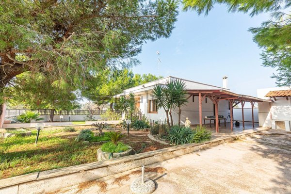 casa indipendente in vendita a Porto Cesareo