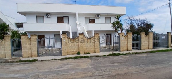 appartamento in vendita a Porto Cesareo in zona Torre Lapillo