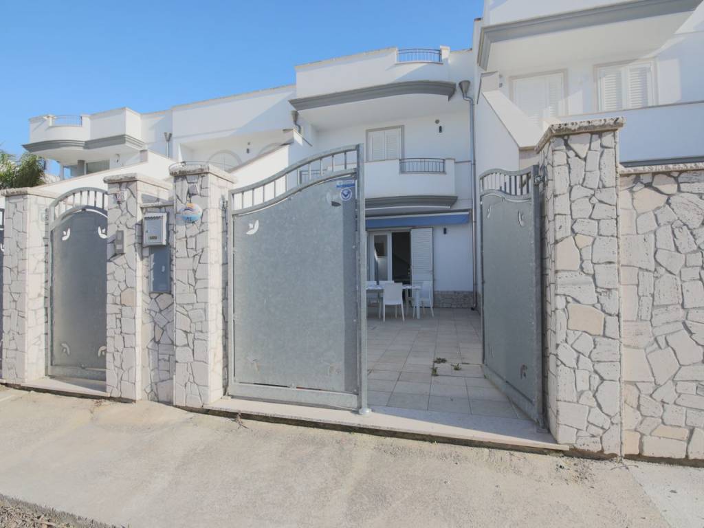 casa indipendente in vendita a Porto Cesareo