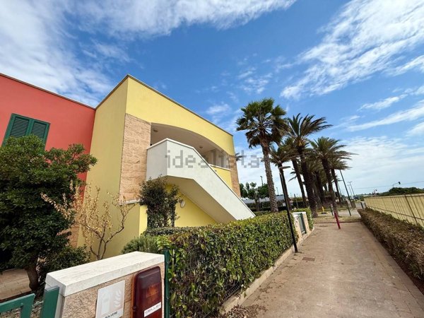 appartamento in vendita a Porto Cesareo in zona Torre Lapillo
