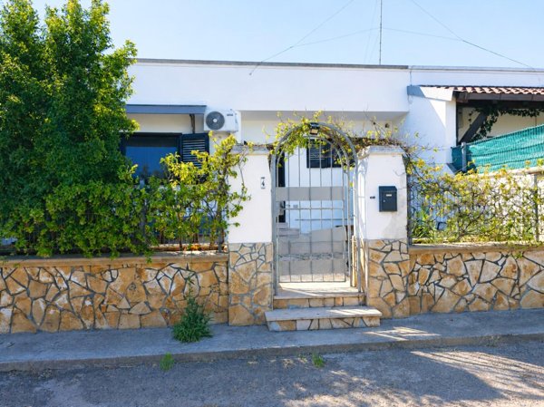 casa indipendente in vendita a Porto Cesareo