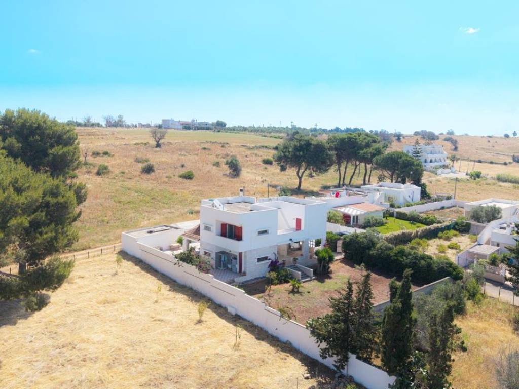 casa indipendente in vendita a Porto Cesareo