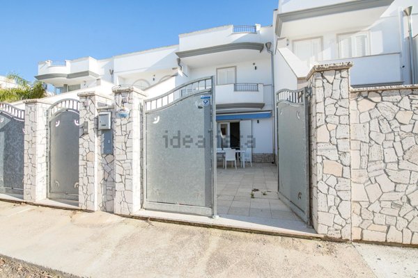 casa indipendente in vendita a Porto Cesareo in zona Torre Lapillo