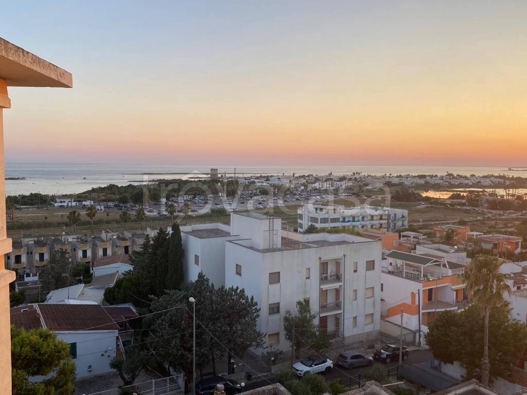 appartamento in vendita a Porto Cesareo in zona Torre Lapillo