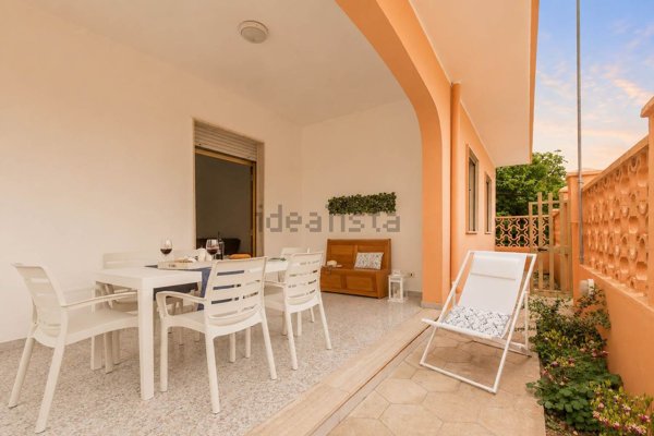 casa indipendente in vendita a Porto Cesareo in zona Torre Lapillo