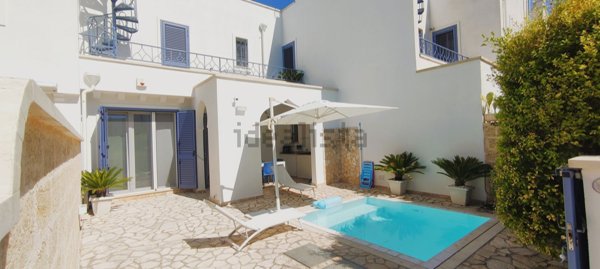 casa indipendente in vendita a Porto Cesareo in zona Torre Lapillo