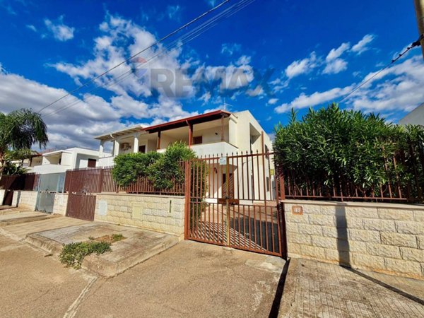 casa indipendente in vendita a Porto Cesareo