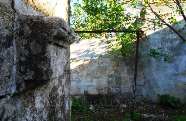 casa indipendente in vendita a Presicce-Acquarica