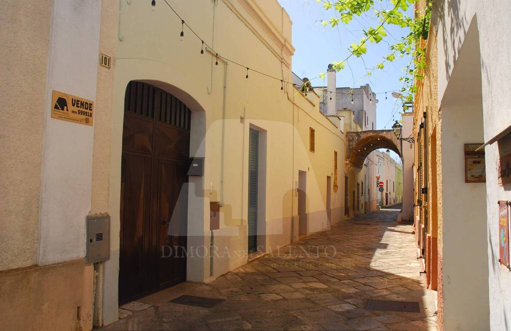casa indipendente in vendita a Presicce-Acquarica in zona Presicce