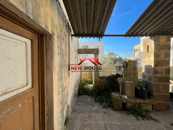 appartamento in vendita a Presicce-Acquarica in zona Presicce