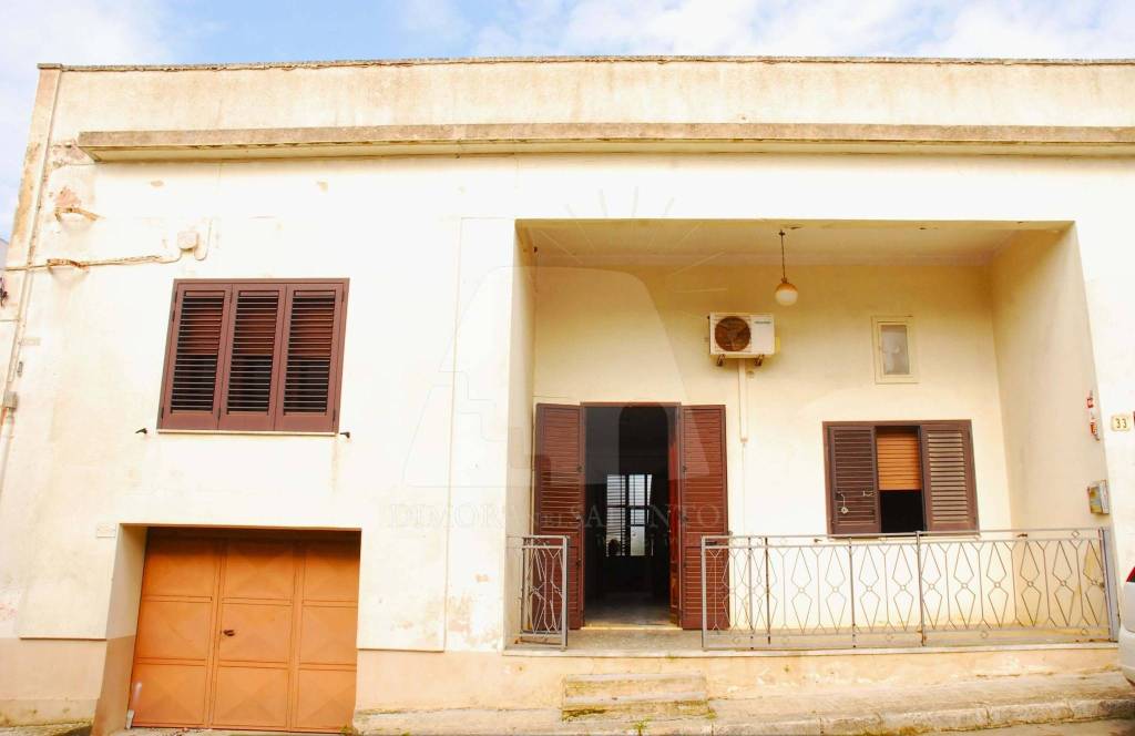 casa indipendente in vendita a Presicce-Acquarica in zona Presicce