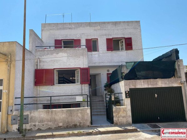appartamento in vendita a Presicce-Acquarica in zona Presicce