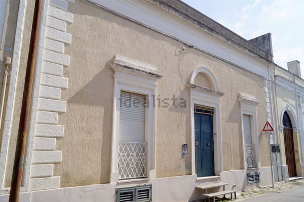 casa indipendente in vendita a Presicce-Acquarica in zona Presicce