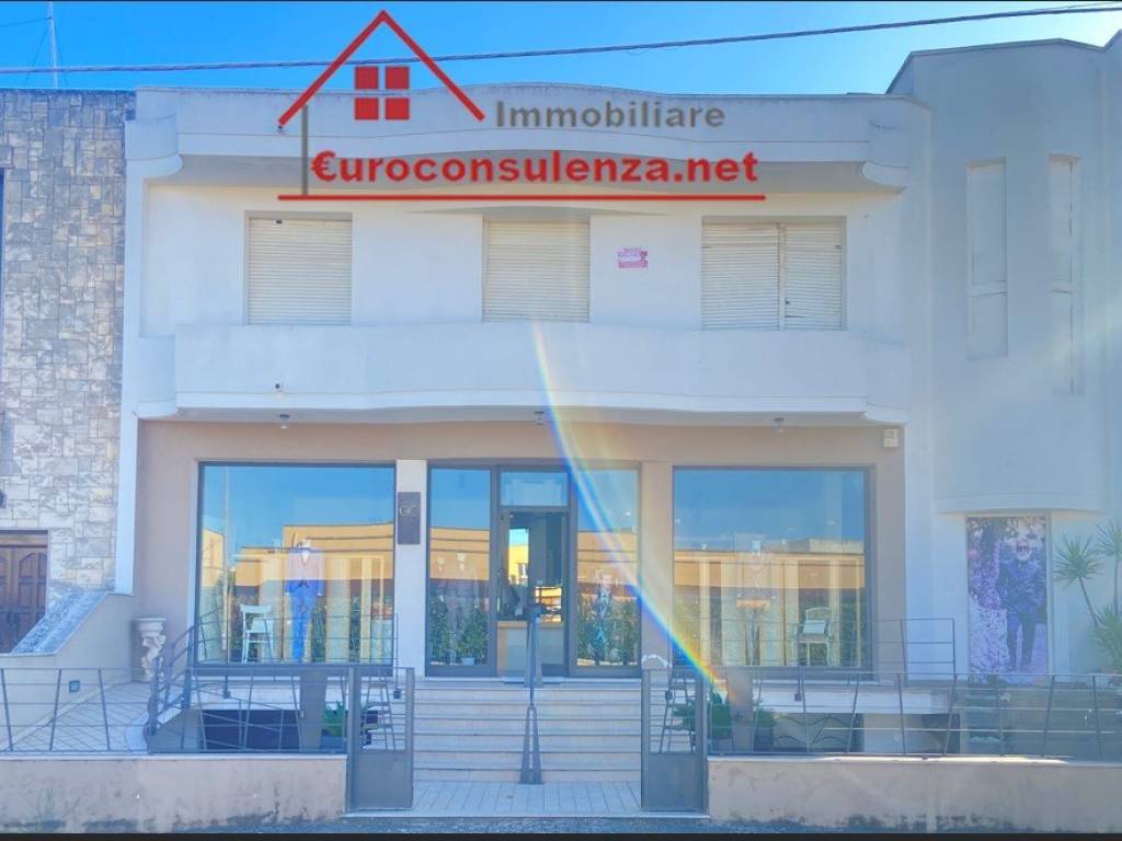 negozio in vendita a Presicce-Acquarica