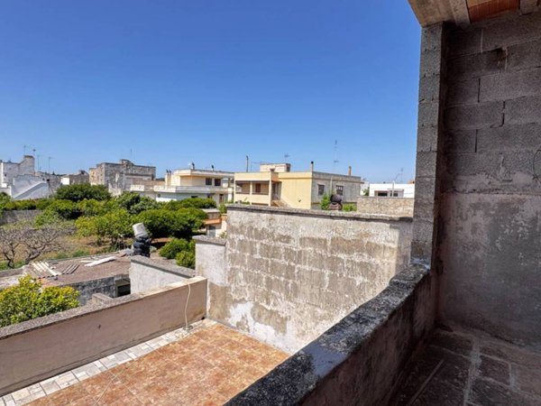 casa indipendente in vendita a Presicce-Acquarica in zona Presicce