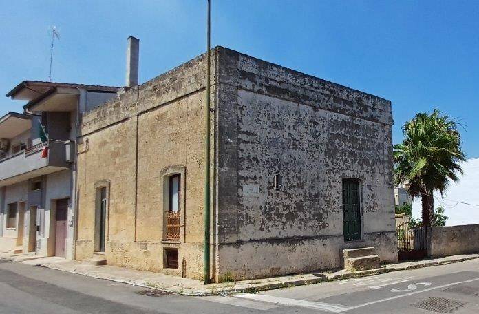 casa indipendente in vendita a Presicce-Acquarica