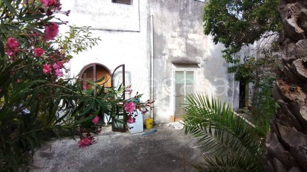 appartamento in vendita a Presicce-Acquarica in zona Presicce
