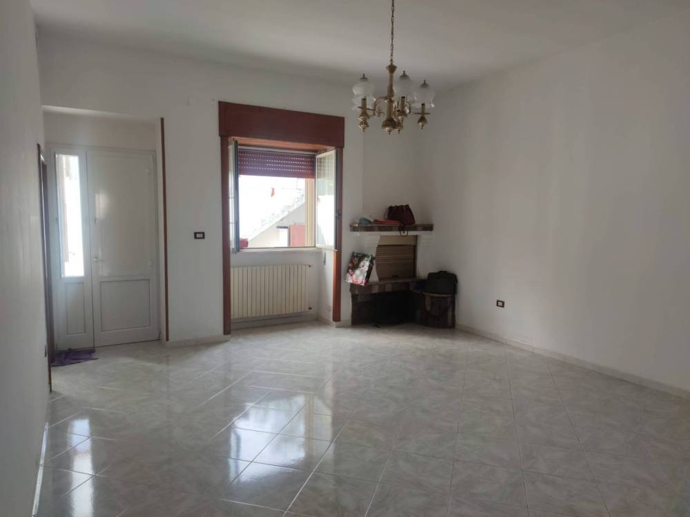 casa indipendente in vendita a Presicce-Acquarica in zona Acquarica del Capo