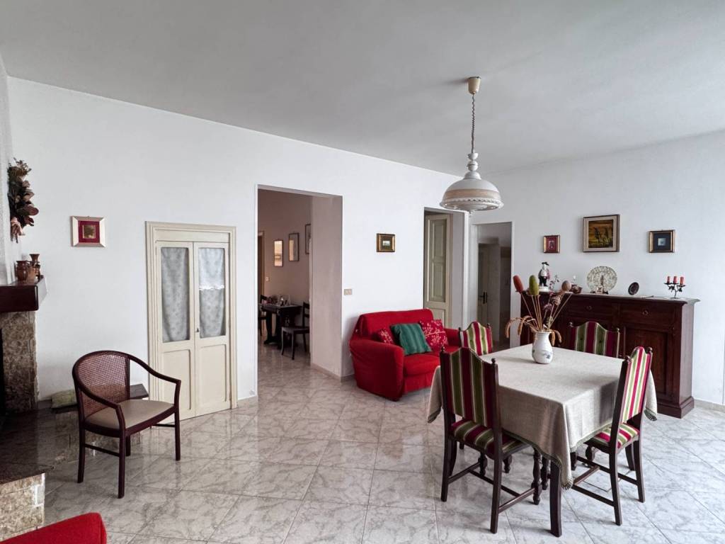 casa indipendente in vendita a Presicce-Acquarica