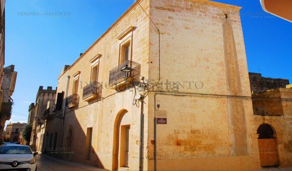 casa indipendente in vendita a Presicce-Acquarica in zona Presicce