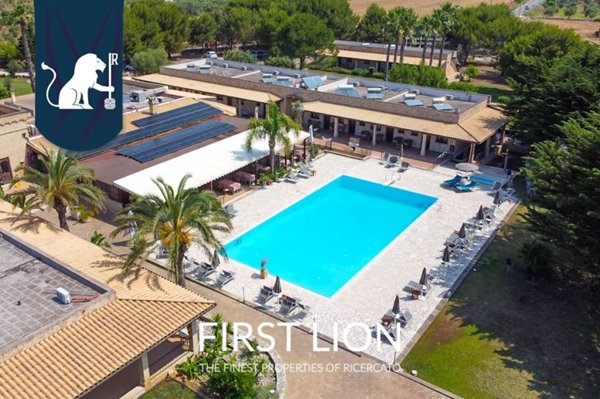 negozio in vendita a Presicce-Acquarica